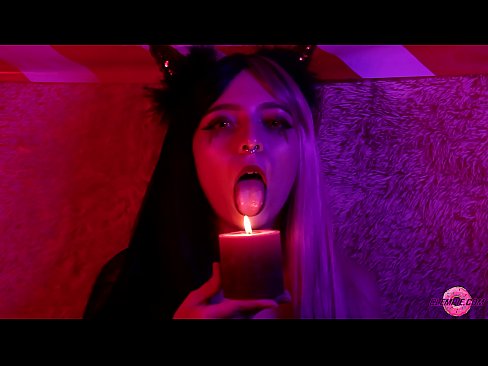❤️ Madasigon nga Blowjob gikan sa Sexy Succubus nga adunay Katumanan sa Baba ❌ Porn video sa amon